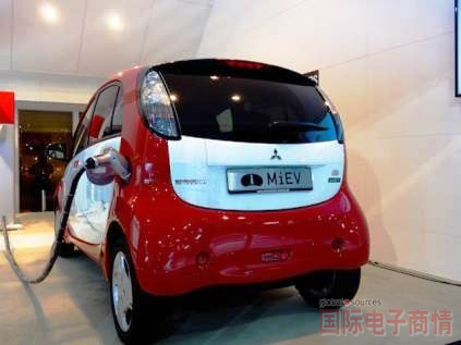 2012年度巴黎車展:三菱的i-MieV 車款配備高容量鋰離子電池與小型化、高輸出量電動馬達(dá)